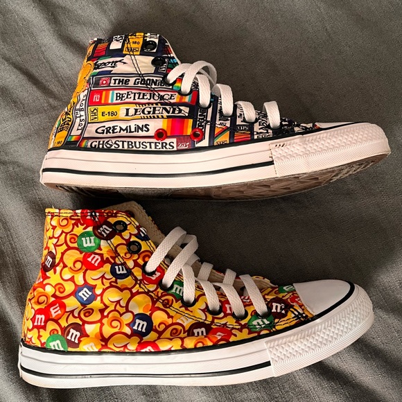 80’s movies inspired high top Converse - Picture 2 of 6